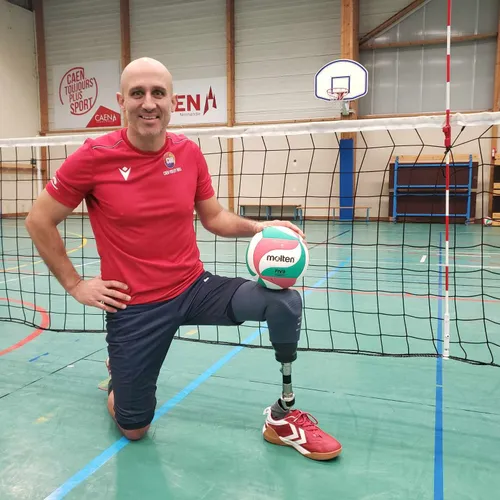 [PODCAST] Benjamin Lacroix-Desmazes, capitaine de l'équipe de...