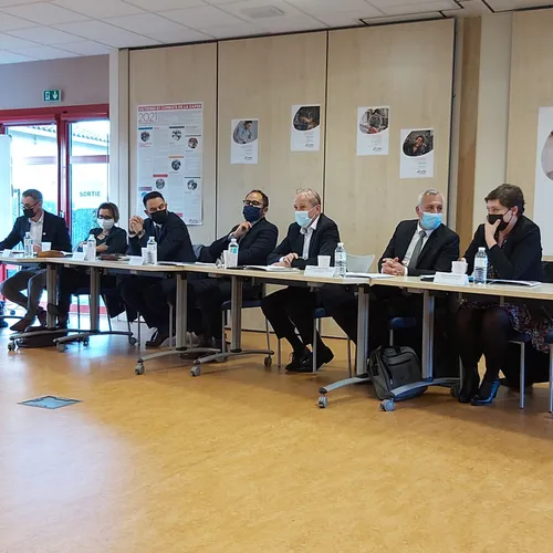 JOURNAL DU LUNDI 24 JANVIER ( MIDI )