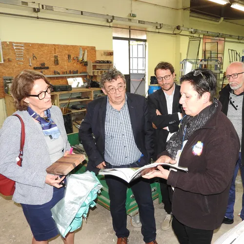 JOURNAL DU MARDI 18 OCTOBRE ( MIDI )