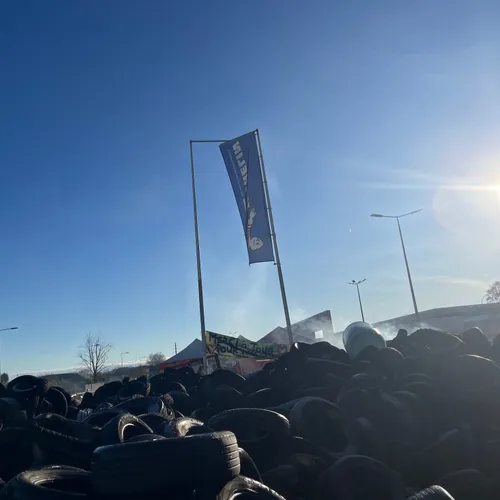 JOURNAL DU VENDREDI 22 NOVEMBRE ( MIDI )