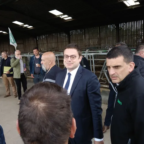 JOURNAL DU MERCREDI 28 MAI ( MIDI )