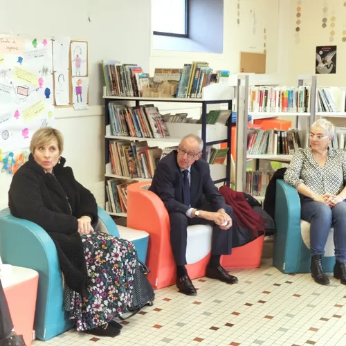 JOURNAL DU MERCREDI 04 DECEMBRE ( MIDI )