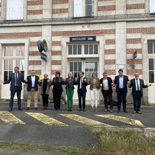 JOURNAL DU MARDI 25 AVRIL ( SOIR )