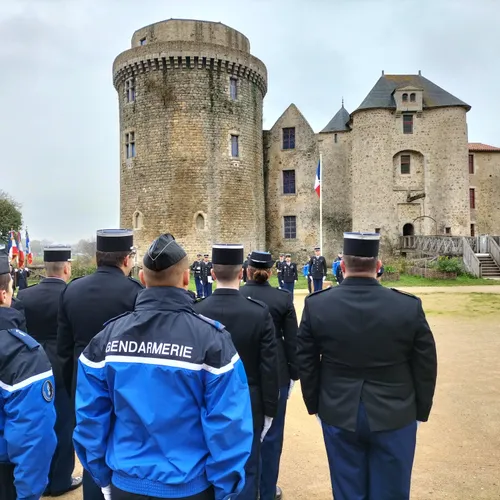 Journal du lundi 5 décembre (midi)