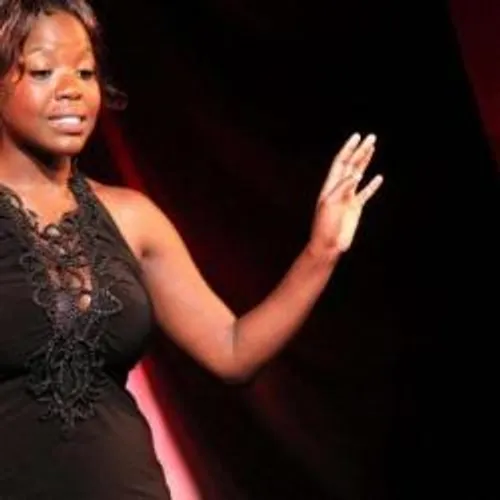 Stellia Kumba dans The Voice