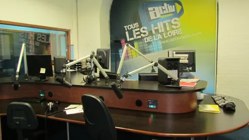 ACTIV RADIO