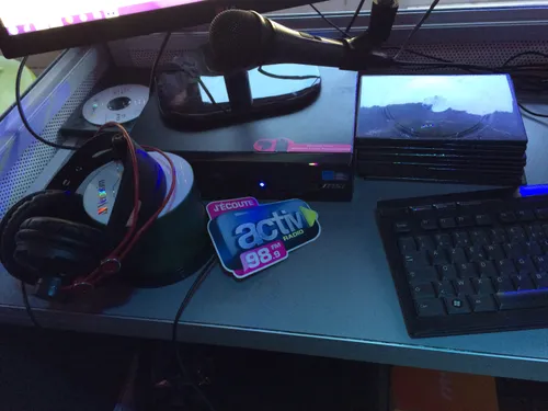 ACTIV RADIO