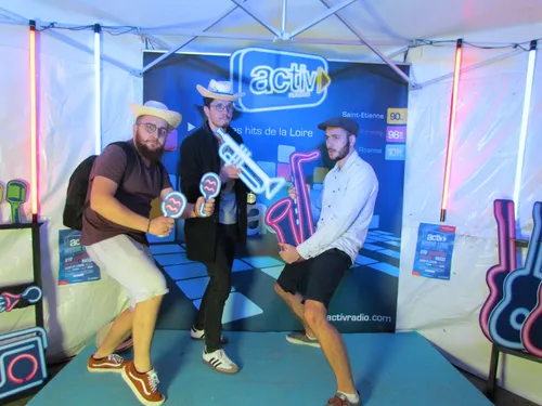 ACTIV RADIO