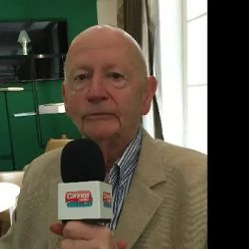 GILLES JACOB SIGNE SON DICTIONNAIRE AMOUREUX DU FESTIVAL