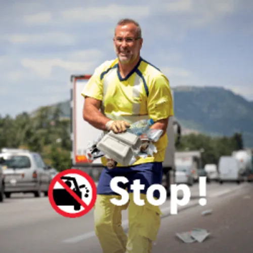 NE JETEZ PLUS VOS DECHETS PAR LA FENETRE DE VOTRE VOITURE