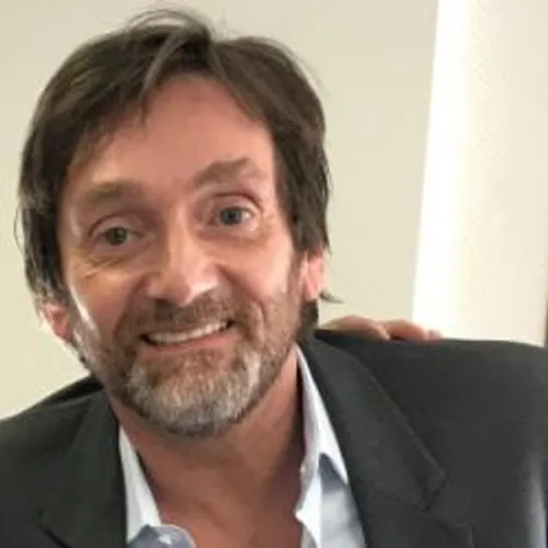 MURIEL ROBIN OUVRE CE SOIR LA NOUVELLE SAISON DU THEATRE ANTHEA...