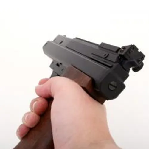 MISE EN EXAMEN APRÈS LE COUP DE FEU MORTEL À GATTIÈRES