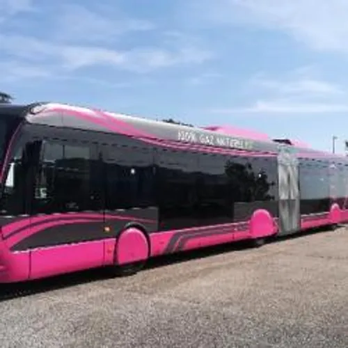 LE LANCEMENT LE 6 JANVIER A ANTIBES DU BUS-TRAM
