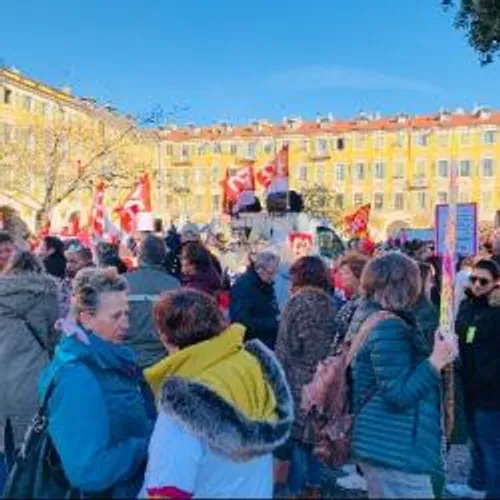 DES SYNDICATS MOBILISES ET UN GOUVERNEMENT QUI TENTE DE NEGOCIER