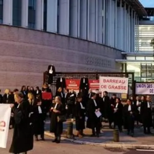 ACTION DES AVOCATS DU BARREAU DE GRASSE (ITW)