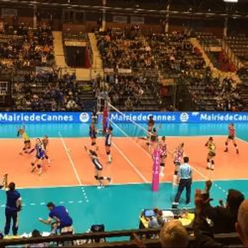 LES VOLLEYEUSES CANNOISES FACE AUX RUSSES D'EKATERINBOURG CE SOIR...