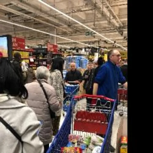 PAS DE MENACE DE PENURIE DANS LES SUPERMARCHES