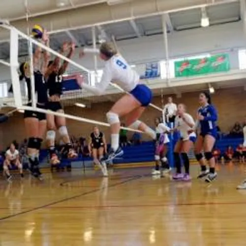 VOLLEY-BALL : LA SAISON S'ARRÊTE POUR LES COMPÉTITIONS AMATEURS