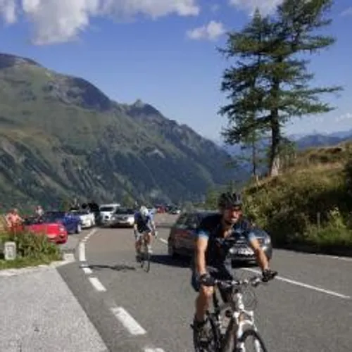 LE TOUR DE FRANCE EST REPORTE. IL PARTIRA DE NICE LE 29 AOUT PROCHAIN