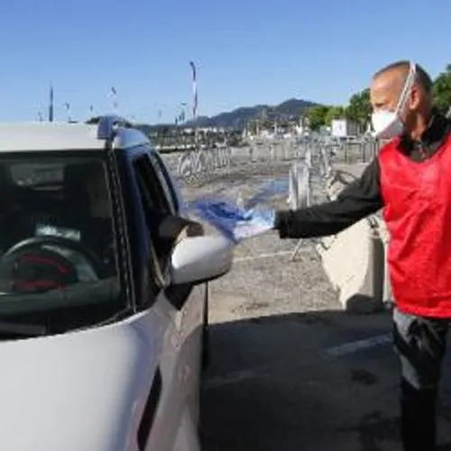 LE 100 000E MASQUE REMIS AUJOURD'HUI À CANNES !