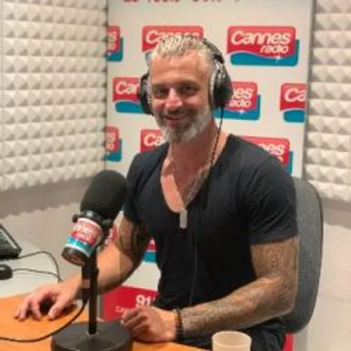 LE CANNETTAN JEREMY CANDIDAT DE L'EMISSION "5 HOMMES A LA MAISON"