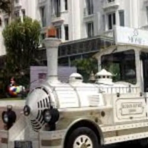 LA MORT D'UN ENFANT DE 18 MOIS ECRASE PAR LE PETIT TRAIN...