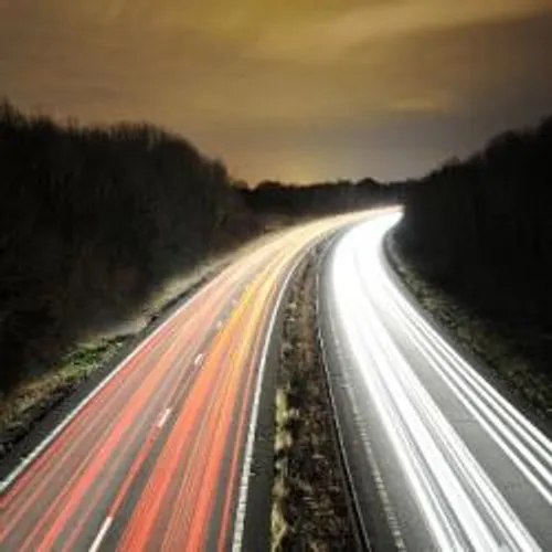 EXCES DE VITESSE ET RETRAITS DE PERMIS SUR L'A8