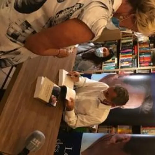 NICOLAS SARKOZY À CANNES