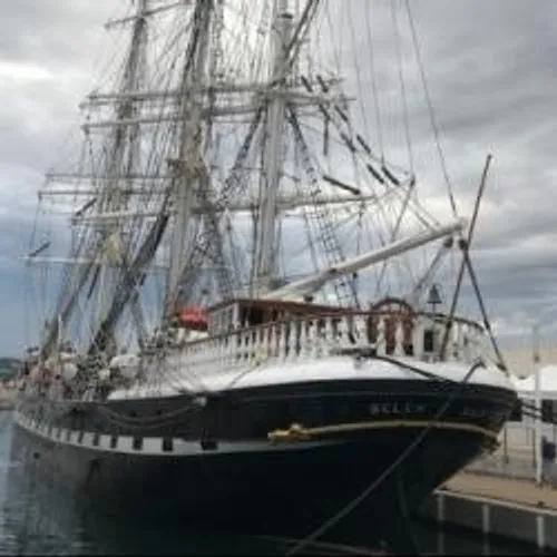 UN VOILIER DE LEGENDE AU PORT CANTO:  LE BELEM PASSERA L'HIVER A...