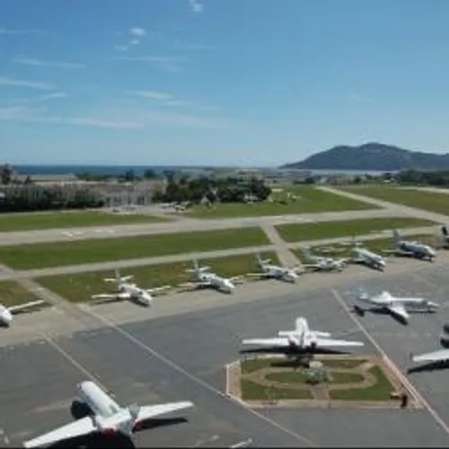 UN AERONEF S'ECRASE EN MER AU LARGE DE MANDELIEU: LE PILOTE N'A PAS...
