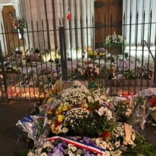 HOMMAGE NATIONAL SAMEDI PROCHAIN A NICE AUX 3 VICTIMES DE...