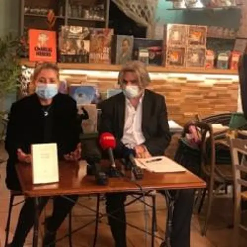 LE COMBAT D'UNE LIBRAIRE INDEPENDANTE A CANNES MENACEE DE FERMETURE...