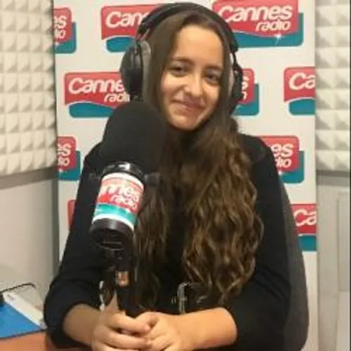 L'INVITE CANNES RADIO: LA JEUNE PIANISTE AZUREENNE STELLA ALMONDO