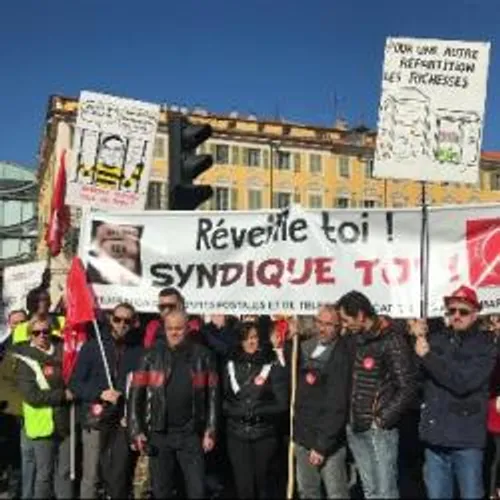 MOUVEMENT DE GREVE DANS LA FONCTION PUBLIQUE TERRITORIALE: LES...