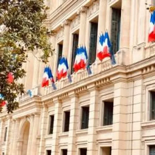 DAVID LISNARD EN COLERE SUITE AUX PROPOS D'EMMANUELLE WARGON SUR...