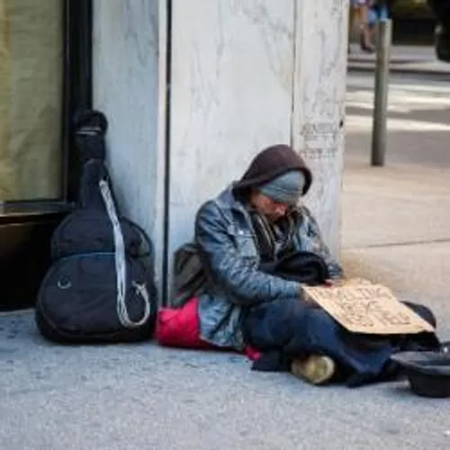 NICE, 4ème VILLE LA PLUS PAUVRE DE FRANCE