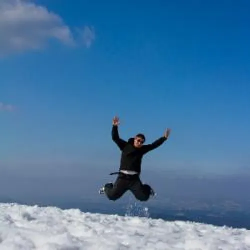 RUSH DANS LES STATIONS DE SKI DES AM ET EMBOUTEILLAGES SUR LE...