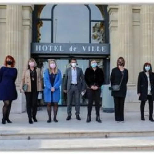 LA VILLE DE CANNES HONORE DES FEMMES AUDACIEUSES ET COURAGEUSES