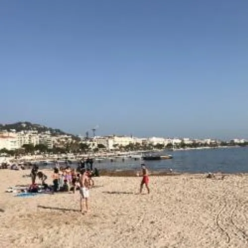 COVID-19: HAUSSE DES REANIMATIONS ET DES CONTAMINATIONS DANS LES...