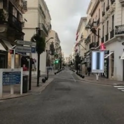 LES ELUS AZUREENS RECLAMENT UN DECONFINEMENT ANTICIPE