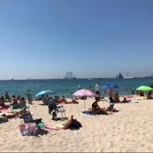 LE PORT DU MASQUE N'EST PLUS OBLIGATOIRE SUR LES PLAGES ET DANS LES...