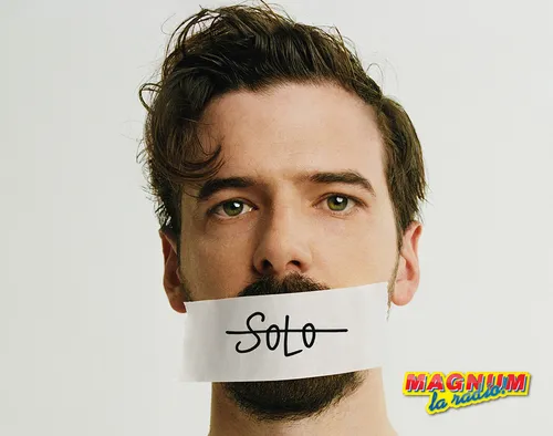 Marc-Antoine LE BRET dans le Magnum Café