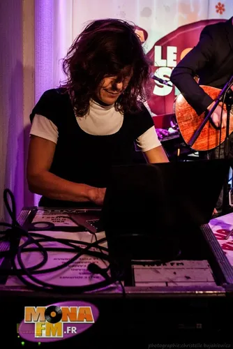 MONA FM