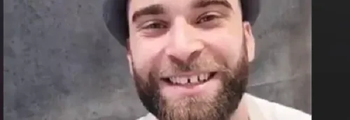 CARUSO:Il veut plus de chansons à texte et il en parle avec Fred...