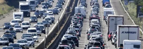 Journal 17h - La Sanef recommande aux habitants de la région de...