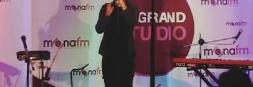 PODCAST :Voici le concert privé de Liam sur Mona FM