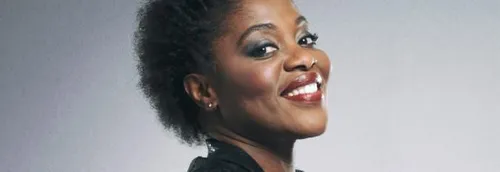 Claudia Tagbo nous présente son spectacle "Lucky"