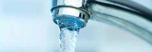 Journal 12h - La consommation d'eau du robinet déconseillée par la...