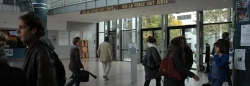 Journal 17h - L'Université de Lille suspend la hausse des tarifs...