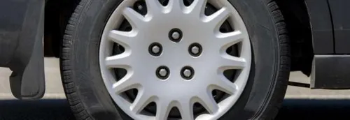 Journal 12h - Pneus crevés à Armentières : Une femme interpellée et...